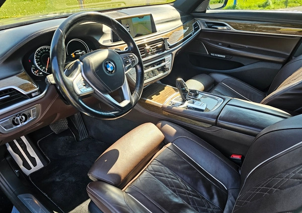 BMW Seria 7 cena 184900 przebieg: 214100, rok produkcji 2017 z Katowice małe 529